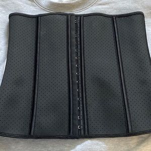 Airflow Waist Trainer